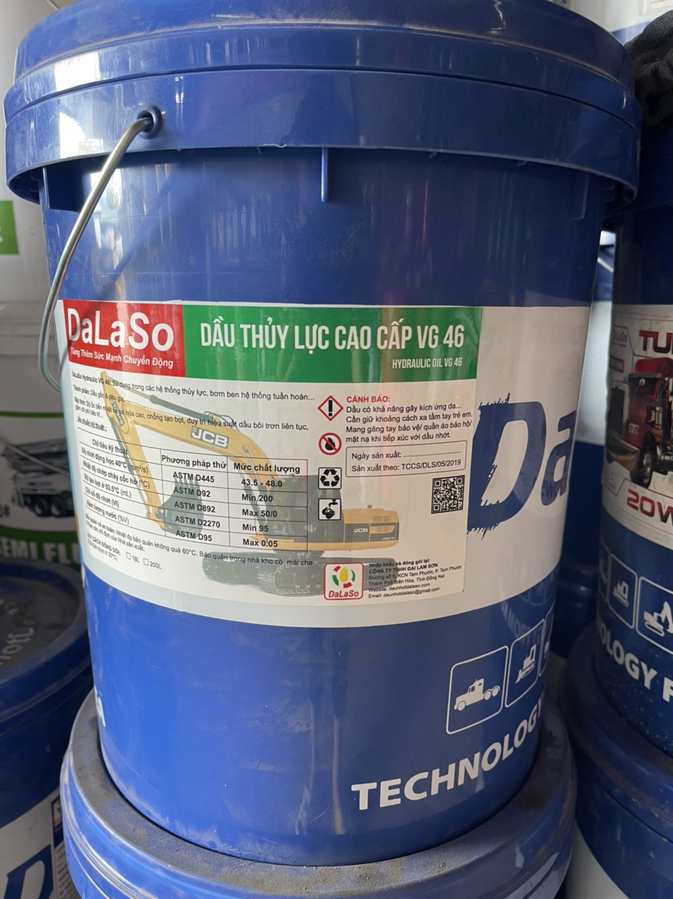 Dầu thủy lực AW68
